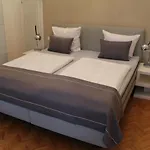 Heinrich Schuetz Residenz 5*