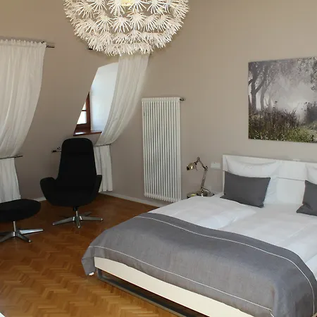 Szálloda Heinrich Schuetz Residenz 5*