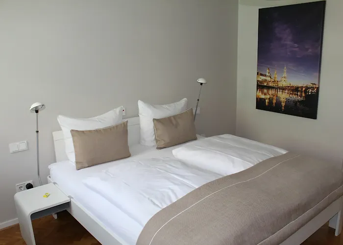 Heinrich Schuetz Residenz Ξενοδοχείο 5*