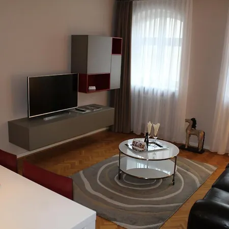 Heinrich Schuetz Residenz