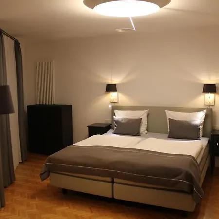 Heinrich Schuetz Residenz 5*