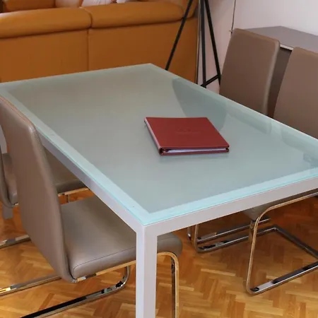 Heinrich Schuetz Residenz 5*